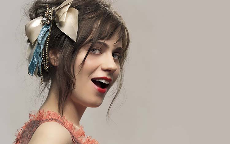 Zooey Deschanel 佐伊·丹斯切尔美女明星高清壁纸B003