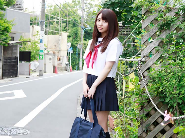 日本清纯学生妹壁纸